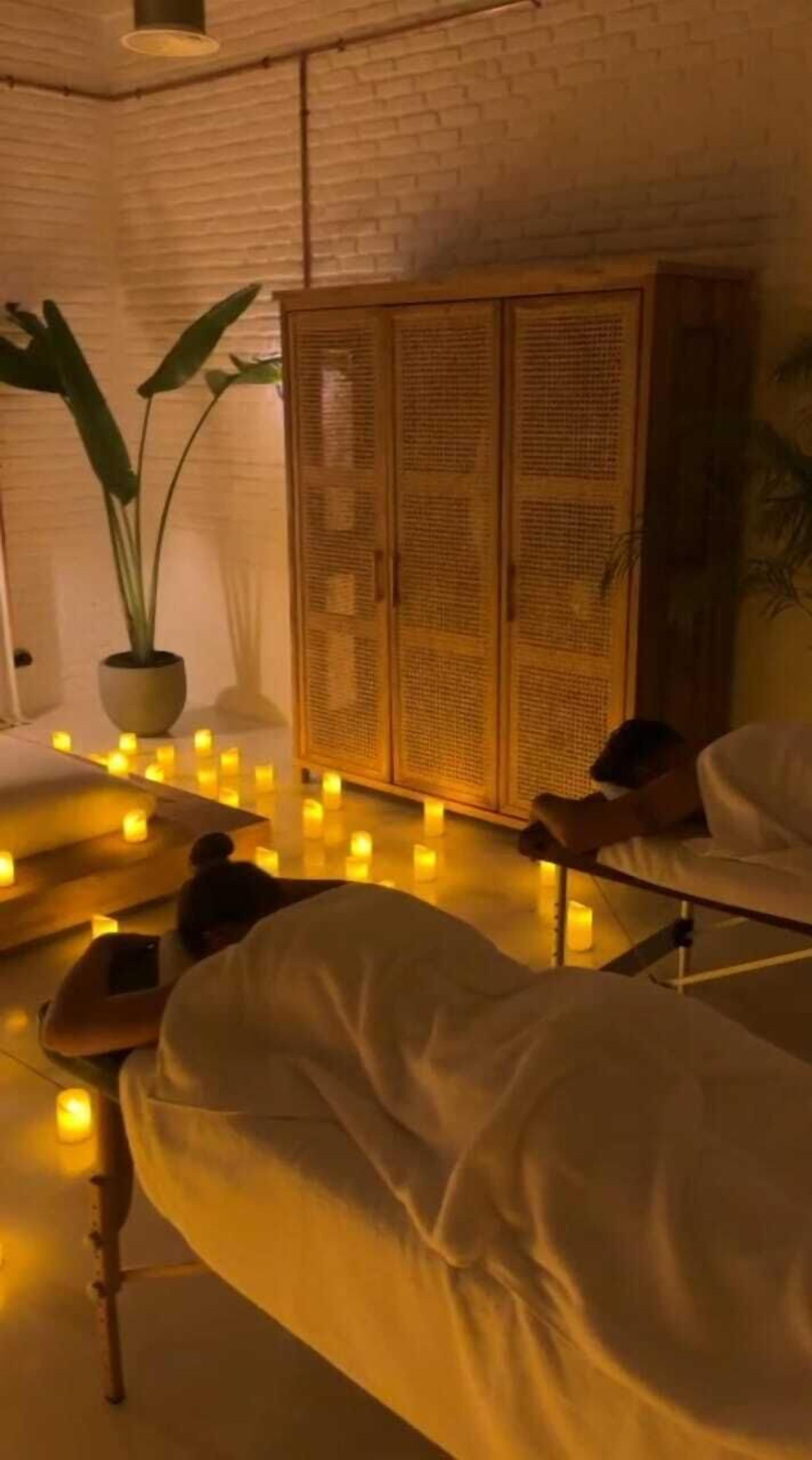 Aromatherapy, deep-tissue massages, sports massages, body scrubs