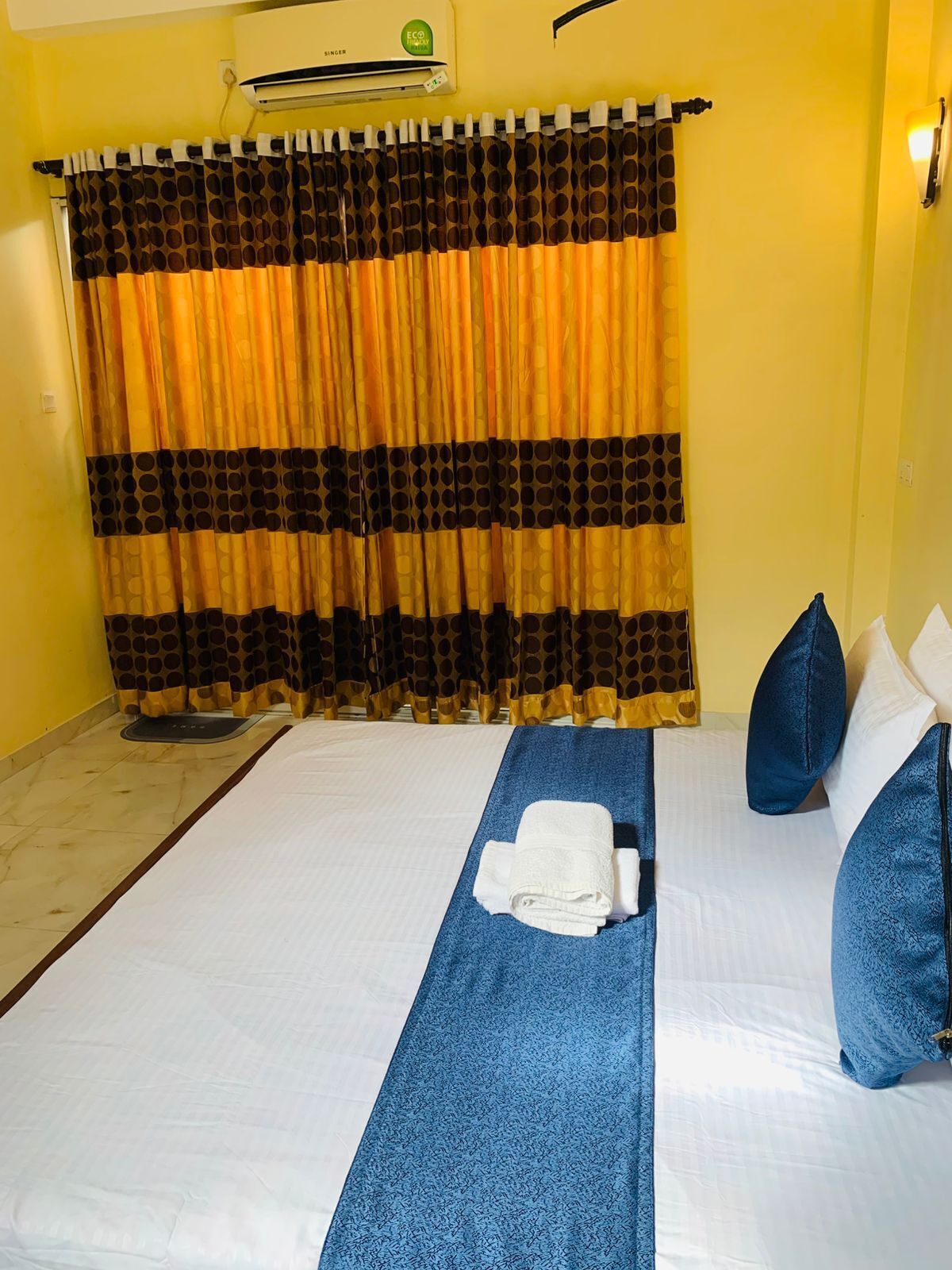 Kolmen hengen comfort-huone | Työpöytä, ilmainen Wi-Fi