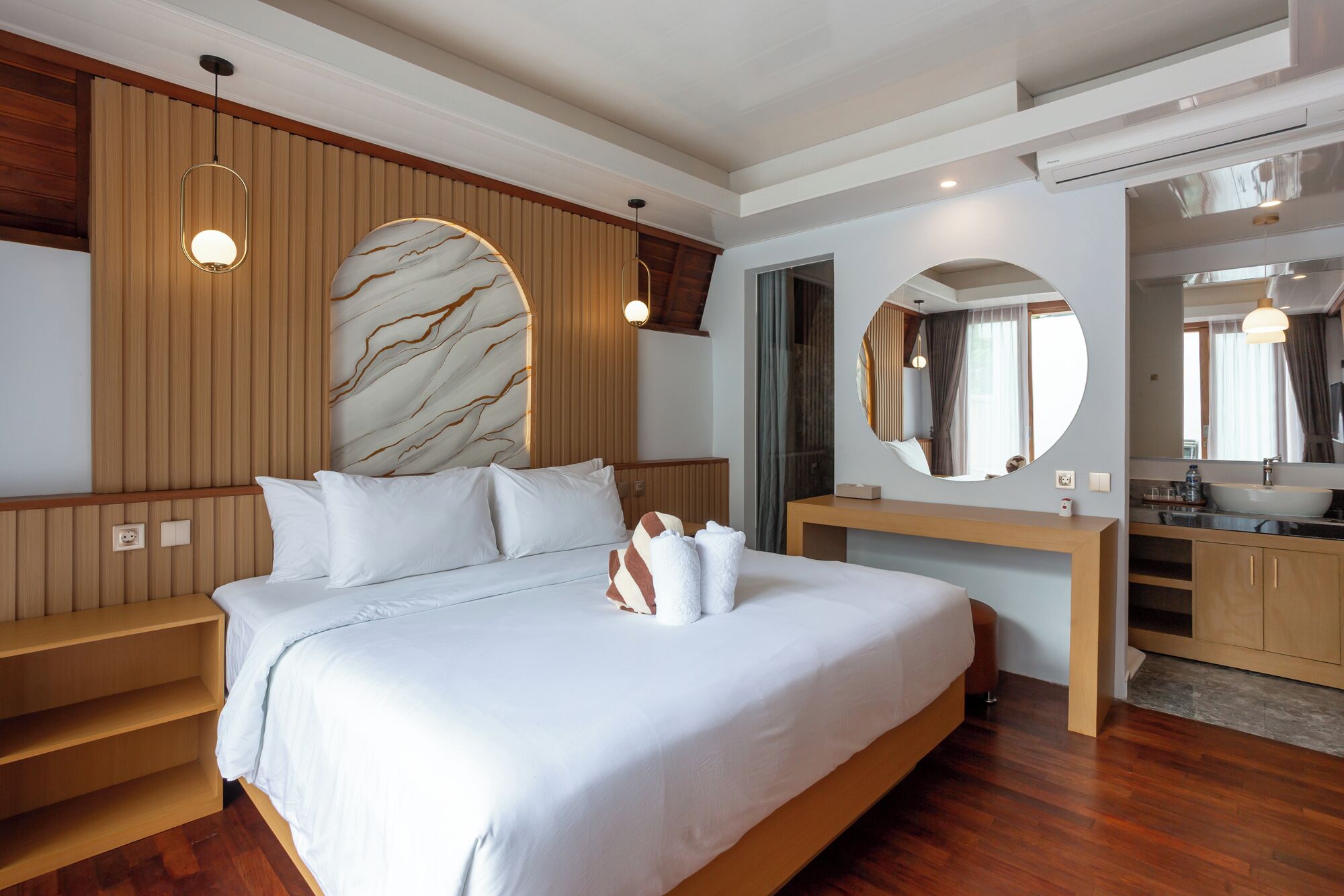 Honeymoon Villa, Pool View | Premium bedding, pillowtop beds, minibar, in-room safe