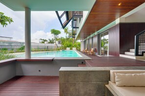 Villa, Balkon, Poolblick | Pool | Außenpool