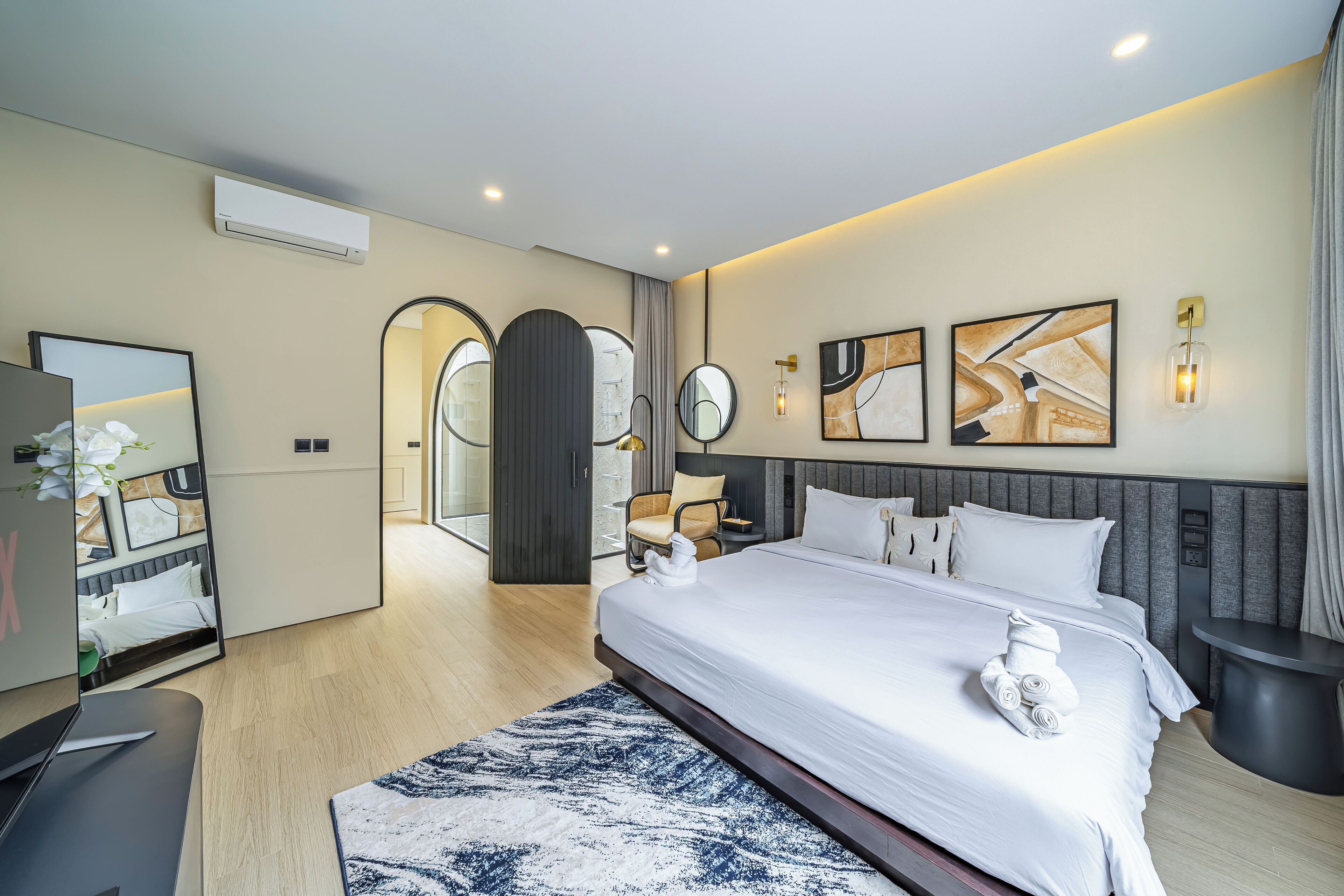 Classic Villa, 2 Bedrooms, Pool View | In-room safe, free WiFi