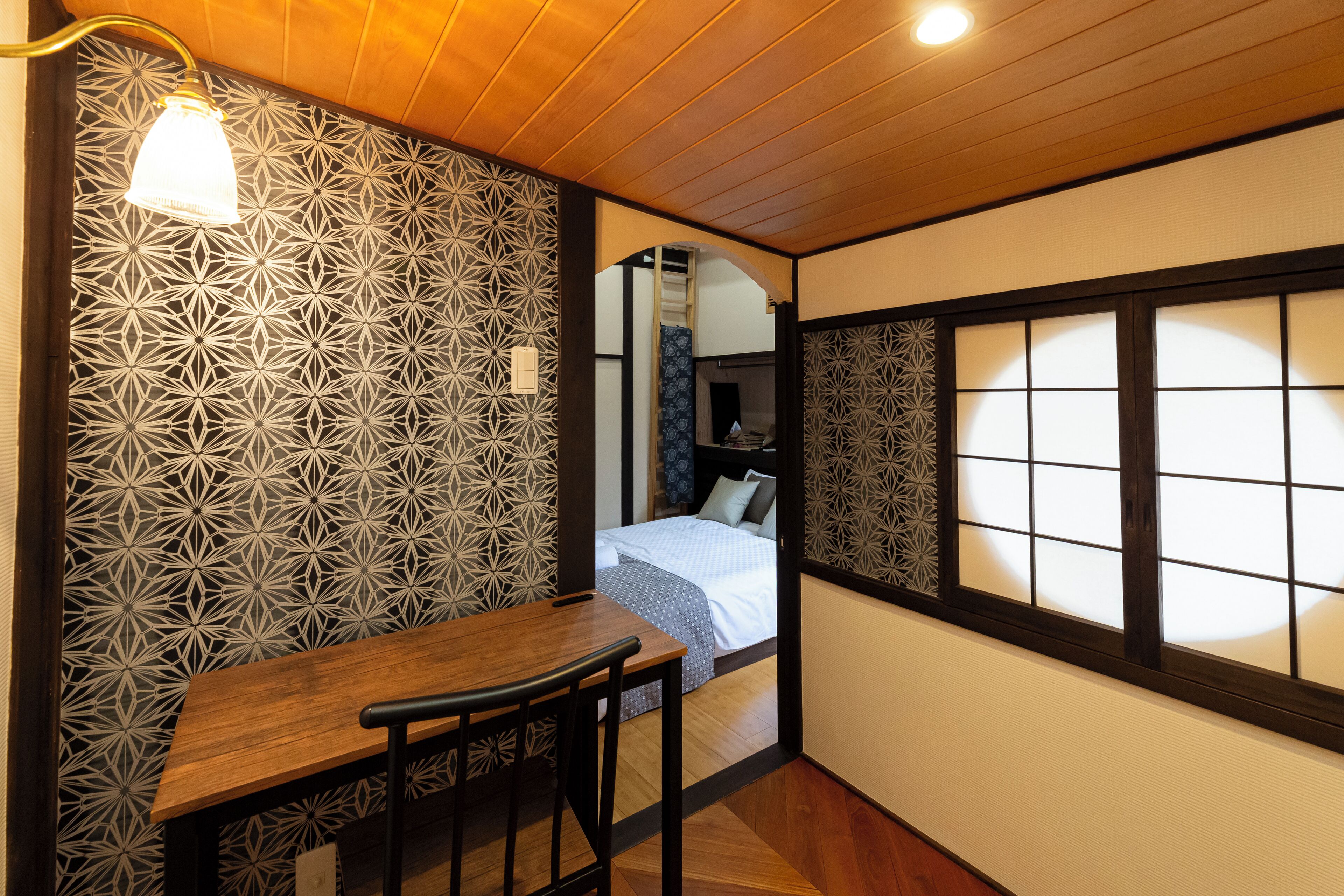 2 多间卧室、办公桌、熨斗/熨衣板、免费 WiFi