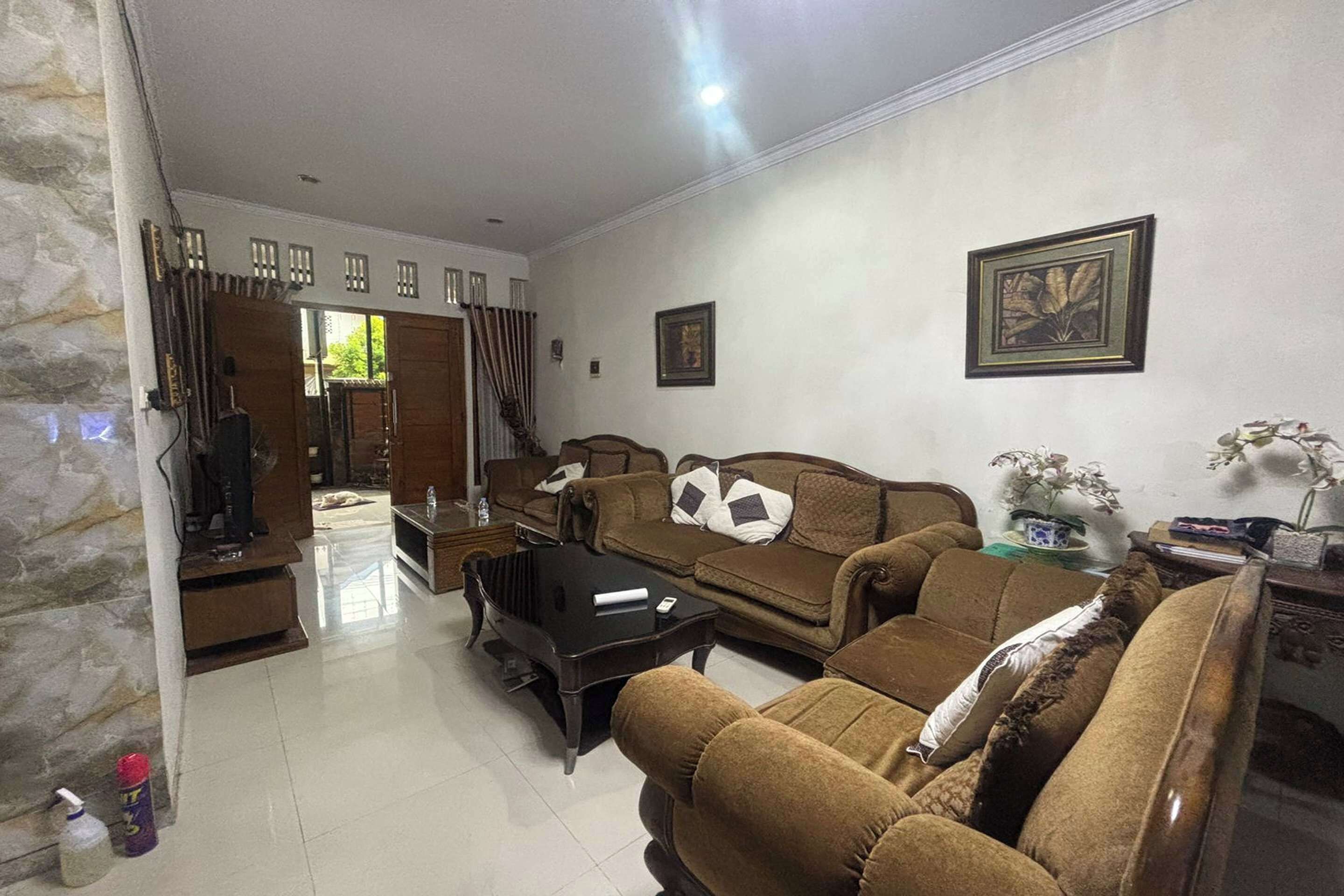 32-Zoll-Flachbildfernseher mit Kabelempfang