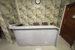 Interior - OYO 95075 Matoorstay Syariah (Pogung Lor)