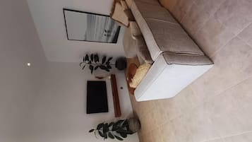 Villa, Patio, Garden View | Interior