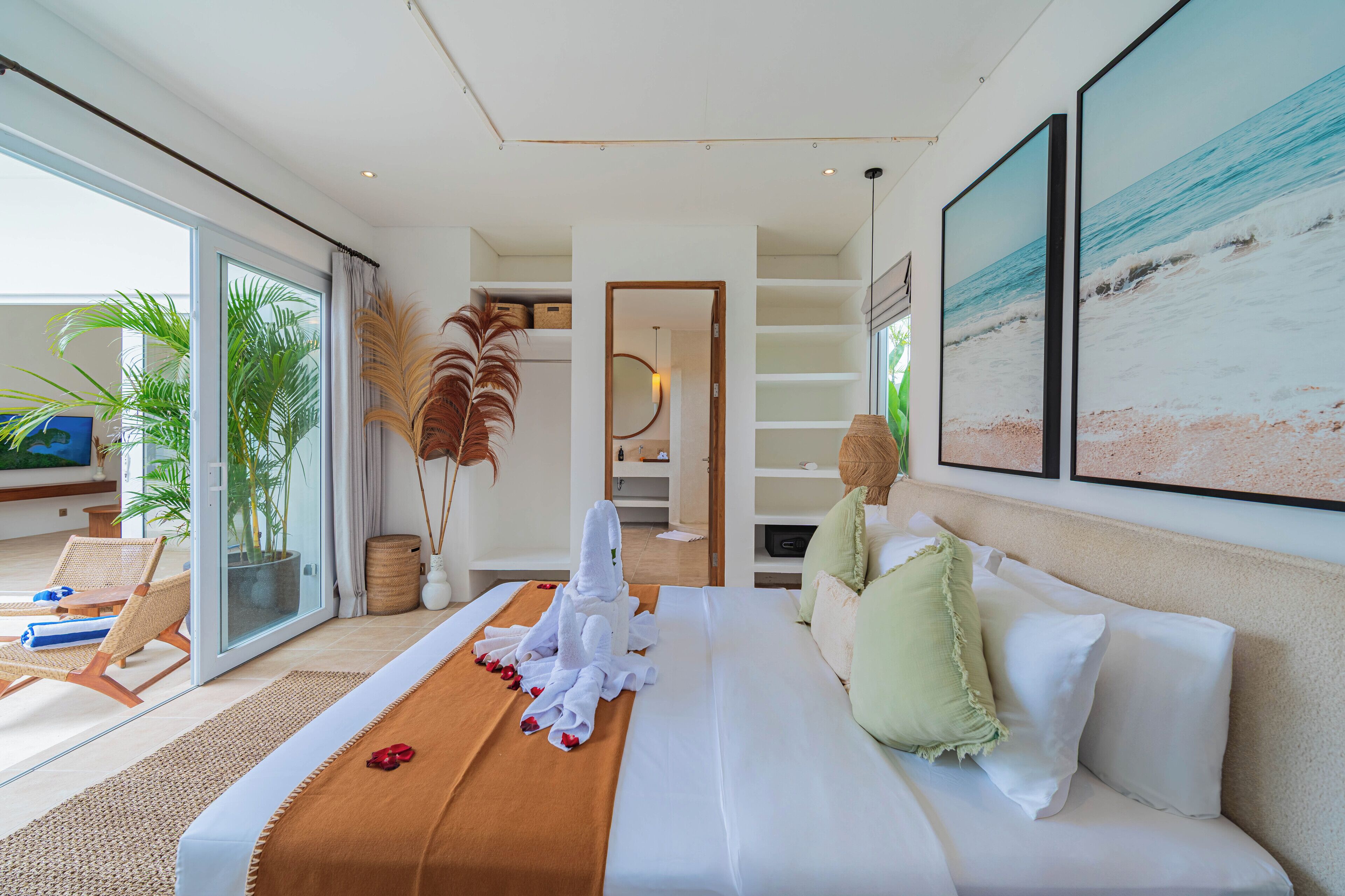 Safe på rommet, strykejern/-brett og wi-fi (inkludert)