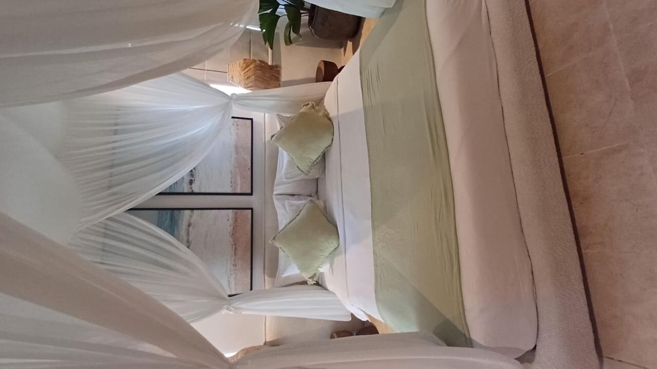 In-room safe, iron/ironing board, free WiFi