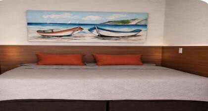 Suite with gourmet area and Private Green Space