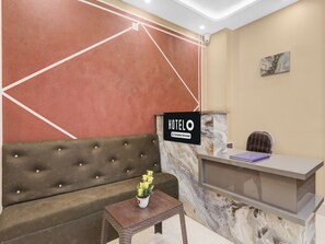 House | Reception - Hotel O Deva Road Lucknow Awadh Regency (Lucknow)