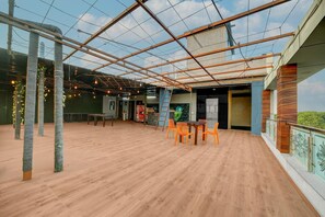 House | Outdoor dining