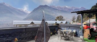 Hotel O Vashisht Temple