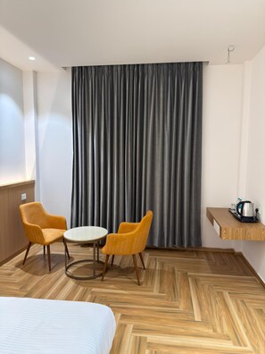 Superior Room | Desk, laptop workspace, free WiFi - Kartar'S Haveli (Gadarpur)