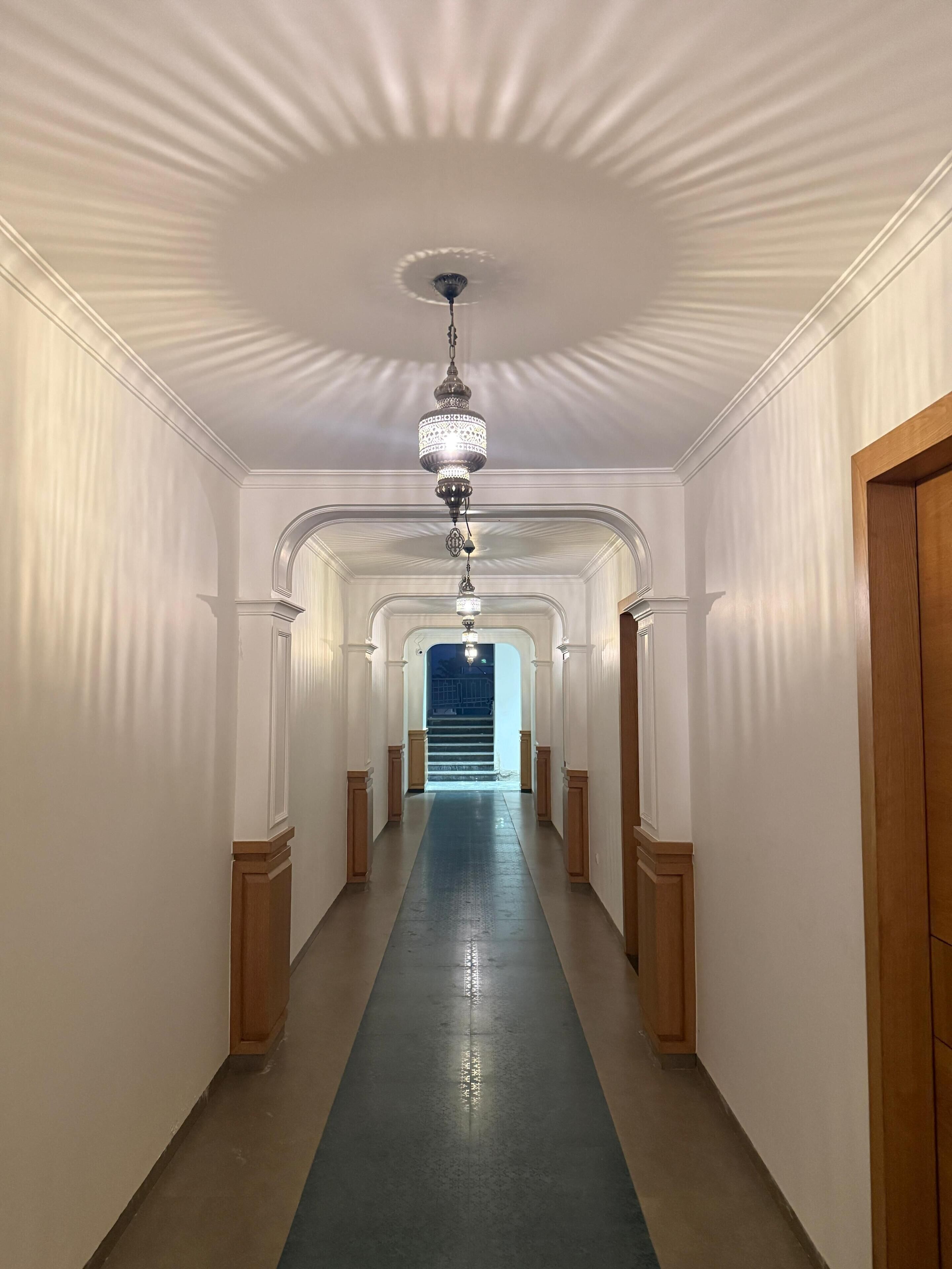 المنشأة من الداخل