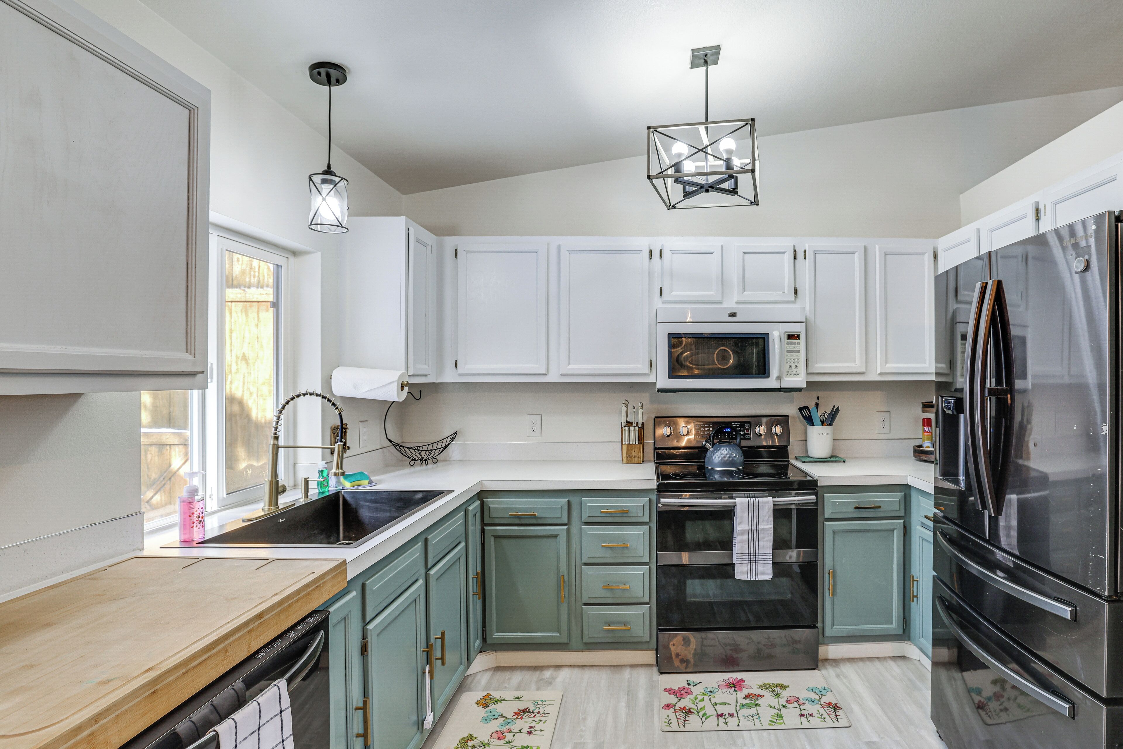 冷蔵庫、電子レンジ、コンロ、食器洗い機