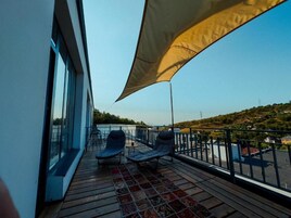 Suite junior, lanai | Terraza o patio
