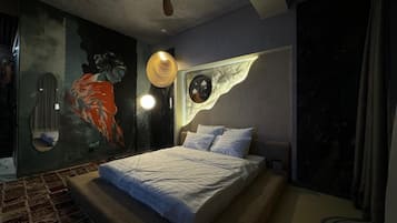 Blendingsgardiner, lydisolert, strykejern/-brett og wi-fi (inkludert)