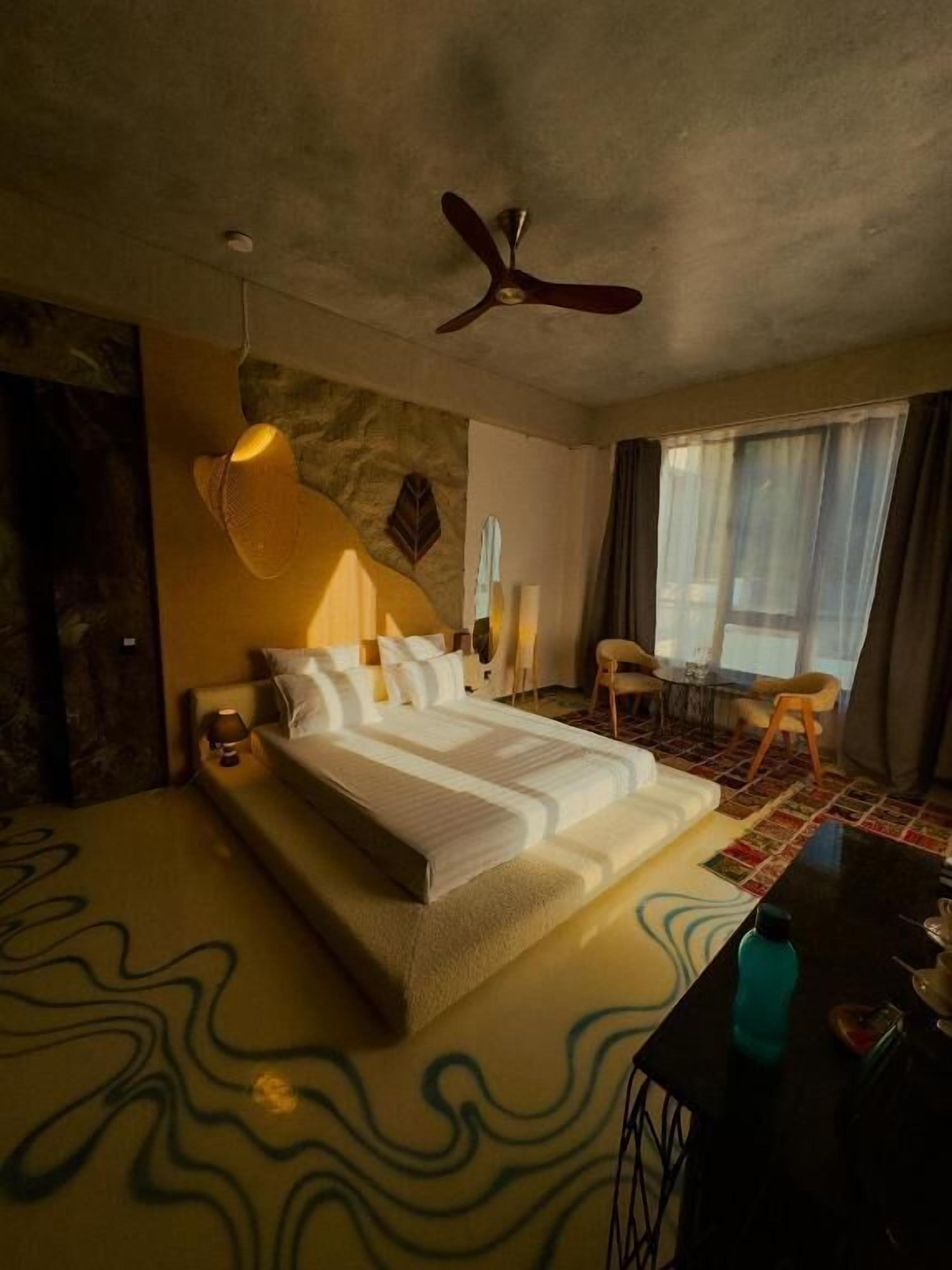 Standard Double Room | Blackout curtains, soundproofing, iron/ironing board, free WiFi