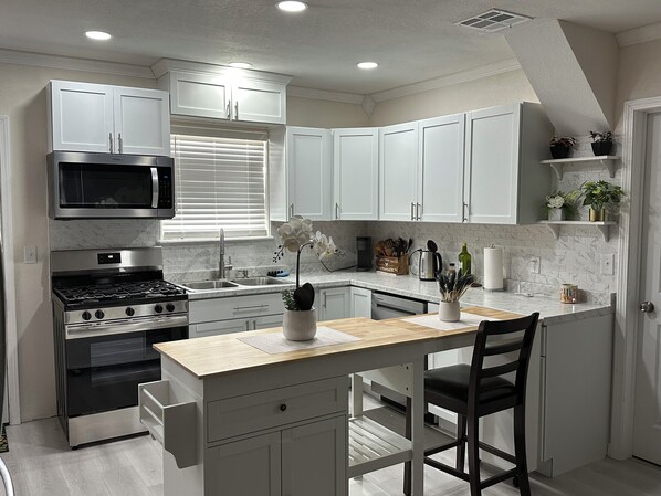 Private kitchen - The Happy Place Gateway (Tulsa)