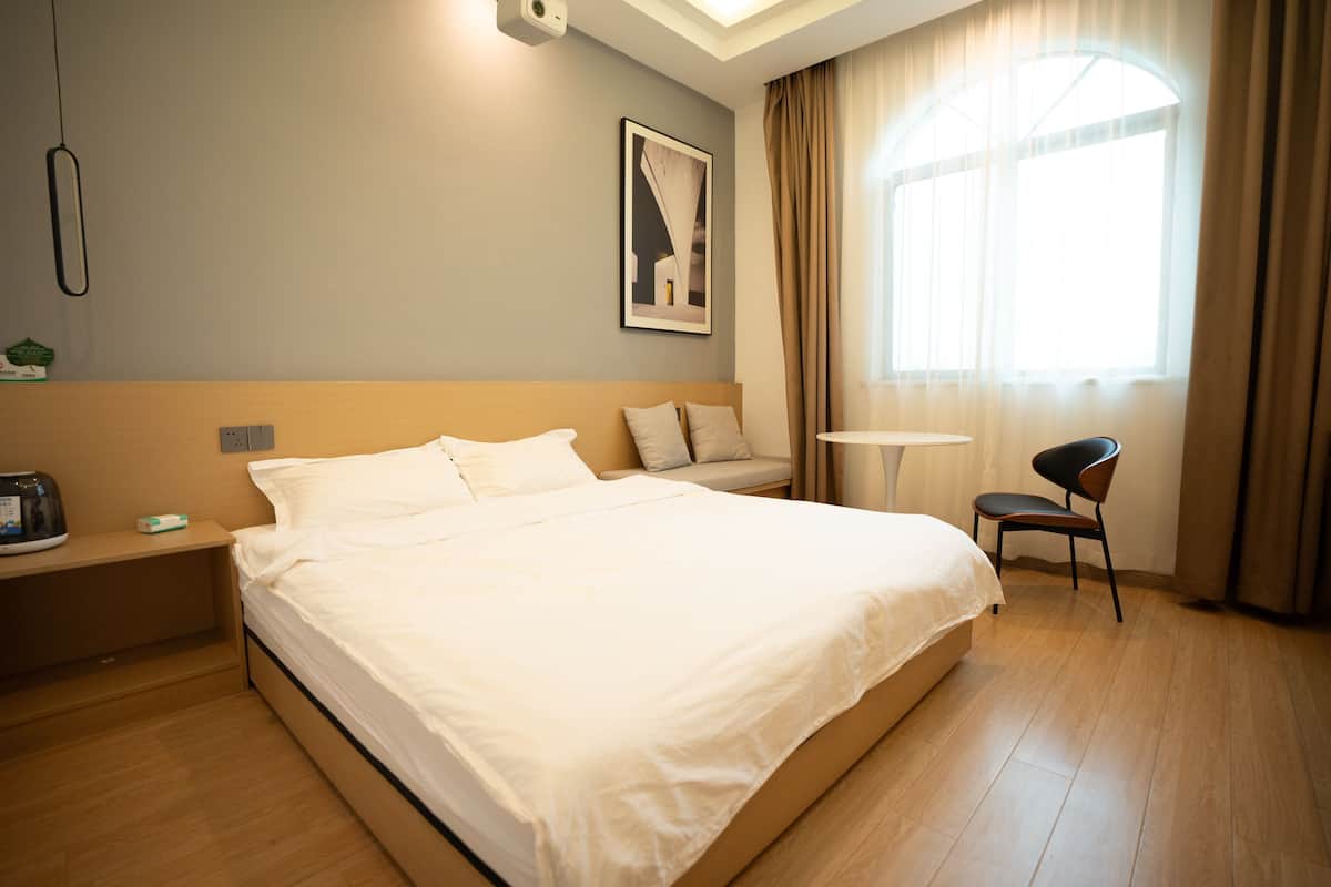 Business Double Room, City View | Individually decorated, laptop workspace, free WiFi