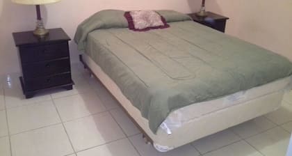 Room-rooms For Rent, Roommates, Or As B&