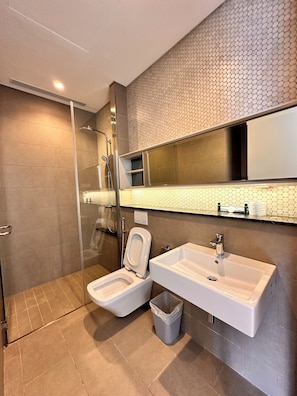 Shower, jetted bath, hair dryer, bidet - Cozy One Bedroom at Lucentia Residence BBCC Lalaport| 5 Minutes  LRT Hang Tuah| (Kuala Lumpur)