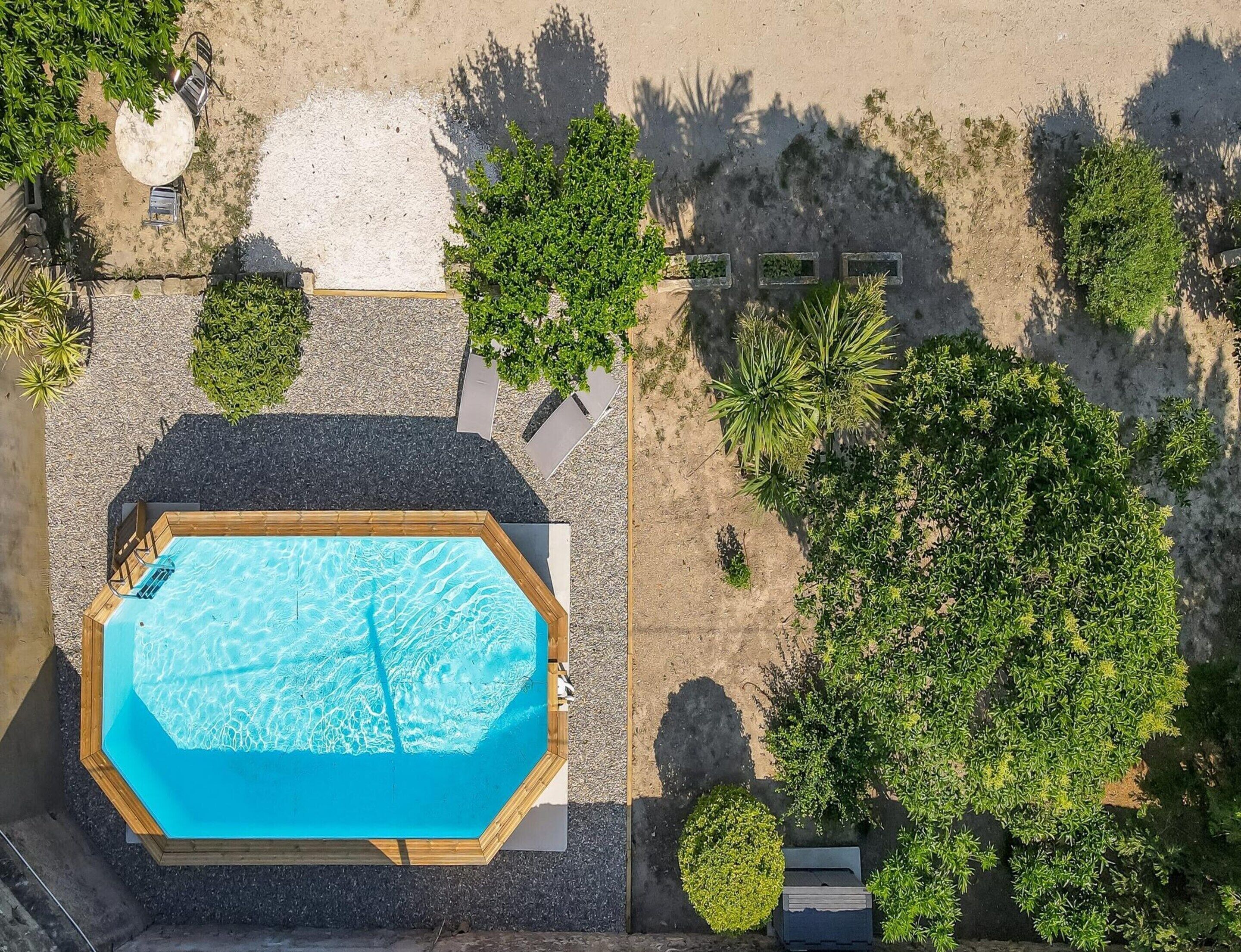 Apartment | Pool | Indoor pool, outdoor pool