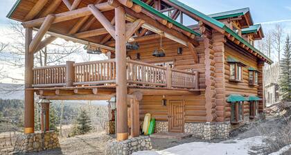 5 Mi to Purgatory Resort, Mtn-View Family Cabin!
