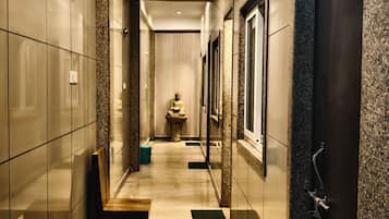 Deluxe Double Room | Interior