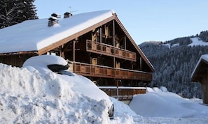 Exterior - Apartment in Bellecombe Near Ski Slopes (Notre-Dame-de-Bellecombe)