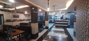 Dining - Hotel Radhakrishna (Neral)
