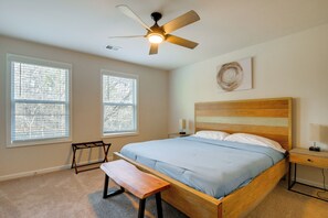 2 sovrum, strykjärn/strykbräda, internet och sängkläder