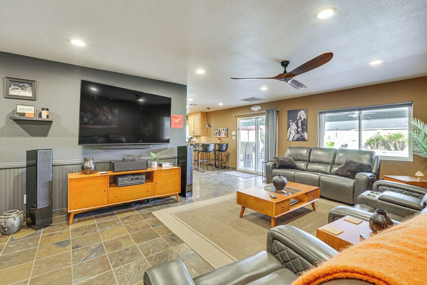 Private Outdoor Oasis! Chandler Home, 5 Mi To Dtwn - Chandler, AZ