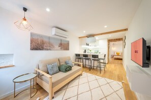 TV - GuestReady - Celeste’s Heritage House (Lisbon)
