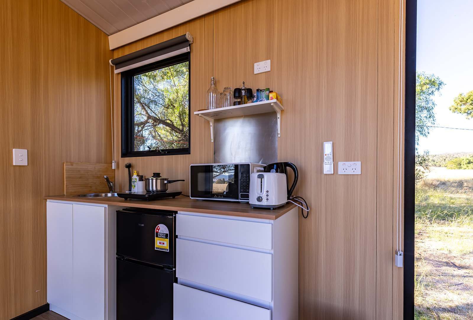 Fridge, microwave, stovetop, electric kettle
