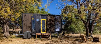 Auburn Vale Cottage by Tiny Away