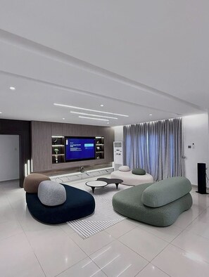 Chambre Deluxe, balcon, vue ville | Intérieur