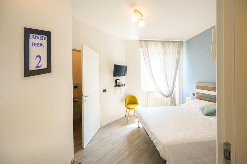 Standard Double Room, Non Smoking, Courtyard View | Laptop workspace, free WiFi