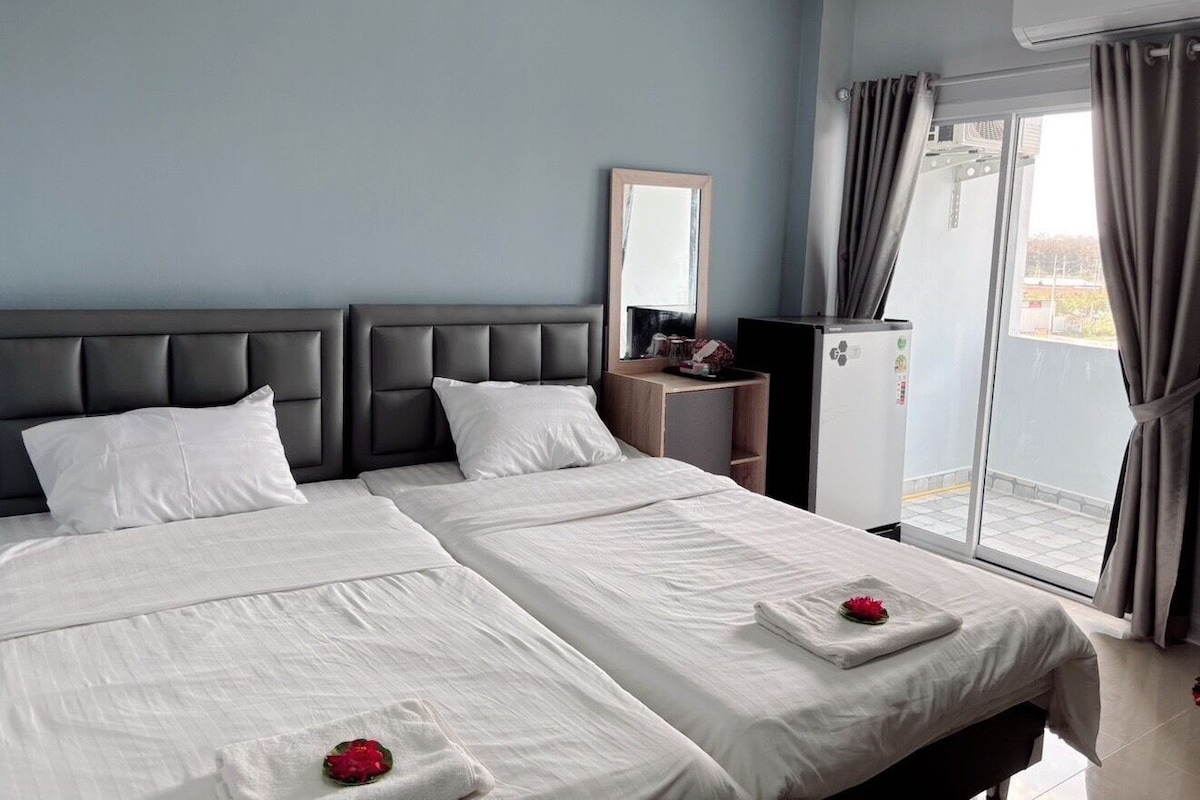 Quarto duplo família, vista para o jardim | Wi-Fi de cortesia