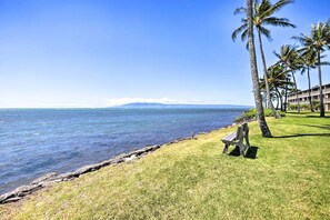 Beach - All New Remodel of A213 - king bed, AC, kayaks, beach gear, pickleball and more! (Kaunakakai)