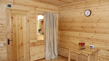 Standard Villa, Balcony, Courtyard View | Interior