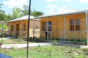 Family Villa, Balcony, Courtyard View | Exterior - GREEN VILLA TSKALTUBO (Tsqaltubo)