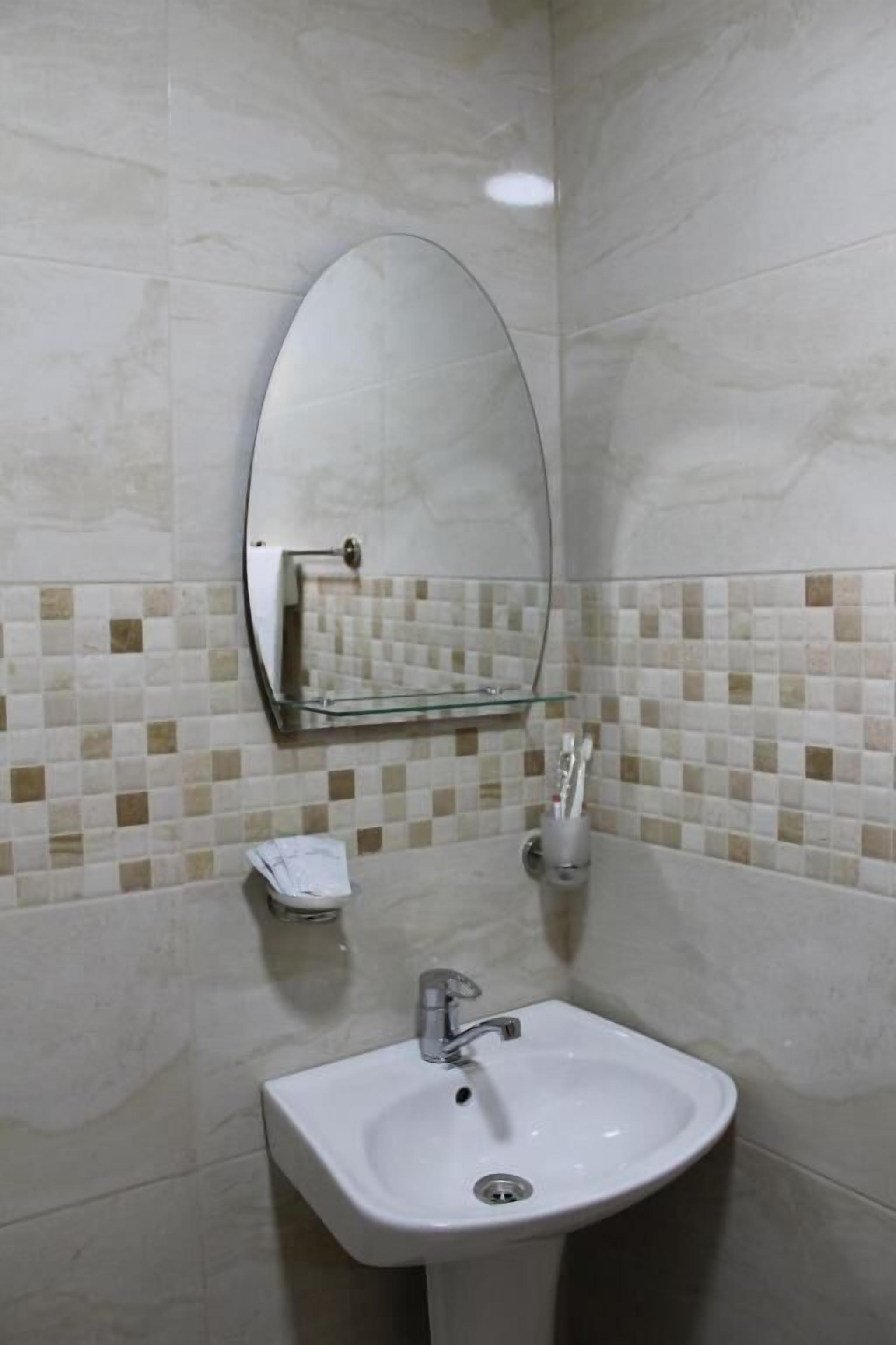 Standard Villa, Balcony, Courtyard View | Bathroom | Shower, free toiletries, hair dryer, slippers