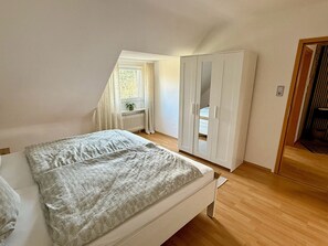 1 Schlafzimmer, Bügeleisen/Bügelbrett, kostenloses WLAN, Bettwäsche