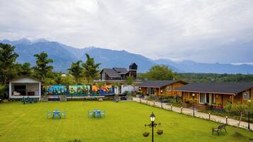 Deluxe Double Room, Hill View | Exterior