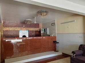 Front of property - DARAD HOTEL (Diani Beach)