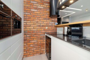 Fridge, oven, stovetop, dishwasher - Two-level Apartment in Center | Pool | Gym | Sauna (Gdańsk)