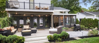 Brilliantly Updated Multi-Level Walkable to Navy Stadium & Close to Historic Downtown Annapolis