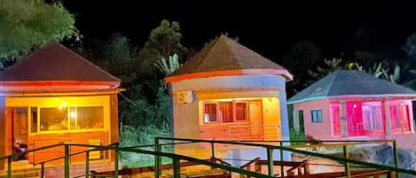 Single Room, Balcony, River View | Exterior