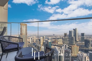Apartment, City View | Balcony - LUX | 47th Floor | Panoramic View | 2BR | Downtown (Dubai)