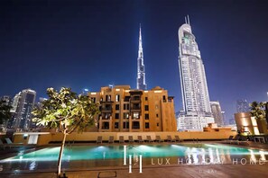 Outdoor pool - LUX | 47th Floor | Panoramic View | 2BR | Downtown (Dubai)